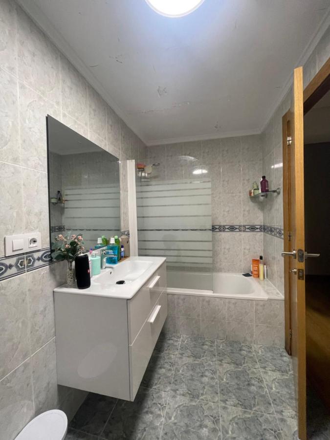 Habitacion Privada En Piso Compartido Hotel Valencia Eksteriør billede
